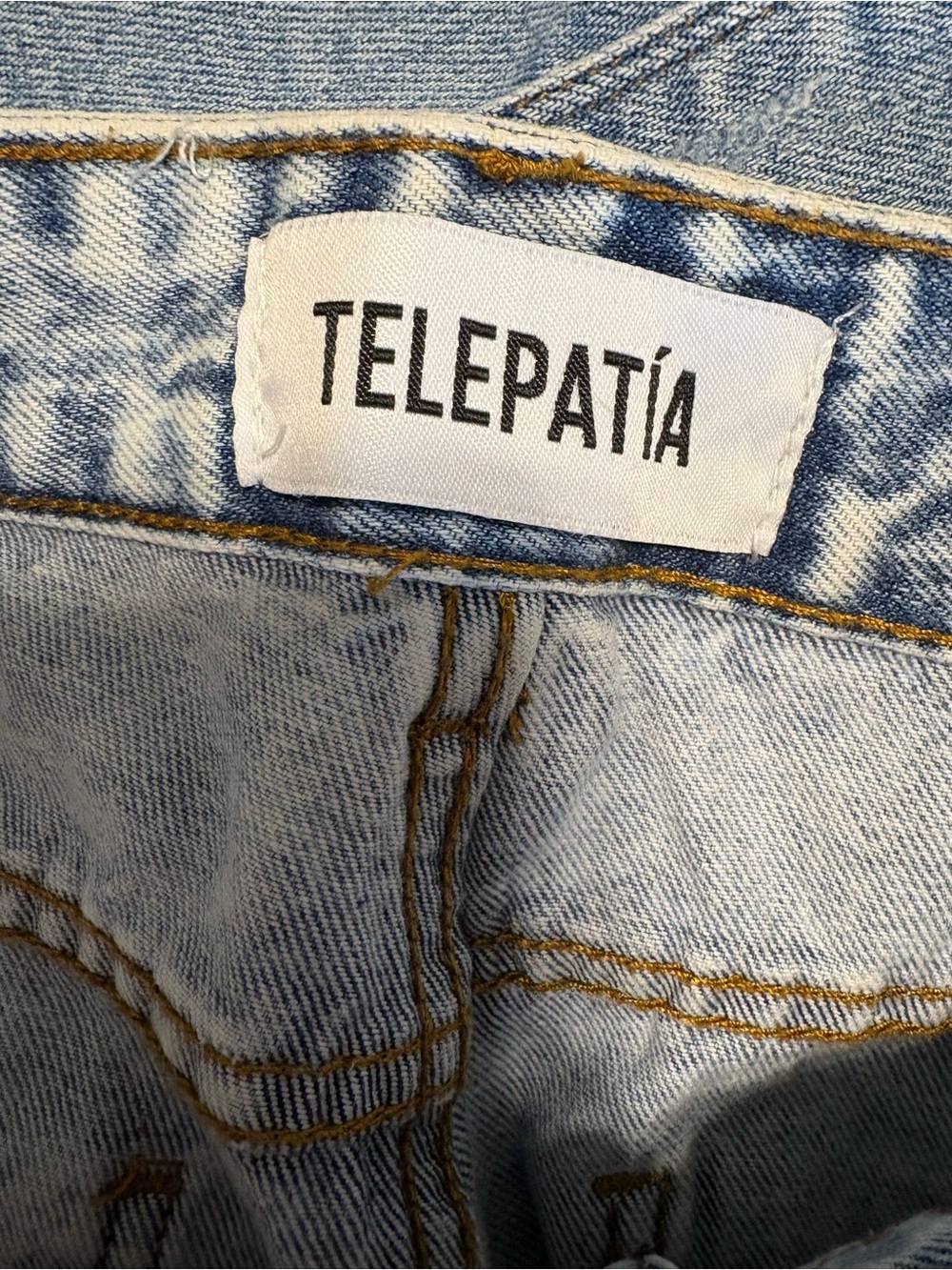Telepatia Denim with pink bow embroidered accent - Picture 6 of 7